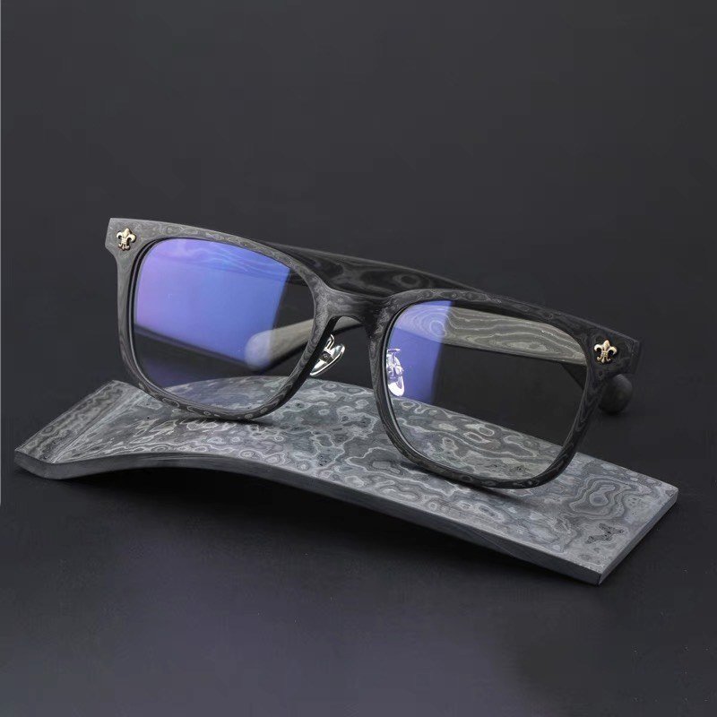 Forged carbon pattern eyewear frame